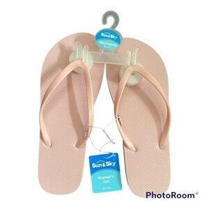 Women's Pink Sandals Size 9-10 NEW — FREE WITH PURCHASE OF $15+